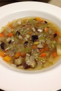 風邪に効く～野菜たっぷりの生姜スープ