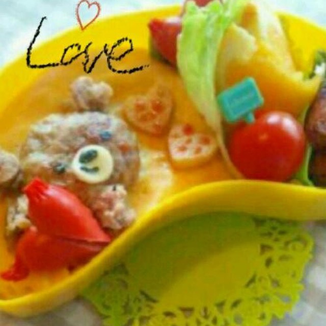 キャラ弁 オムライスonくまくんのお弁当 レシピ 作り方 By ｱﾈﾓﾈ クックパッド 簡単おいしいみんなのレシピが356万品