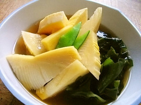 旬の味♪麺つゆでわかめと筍の煮物