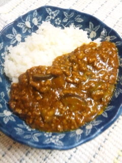 簡単☆なすひき肉カレー