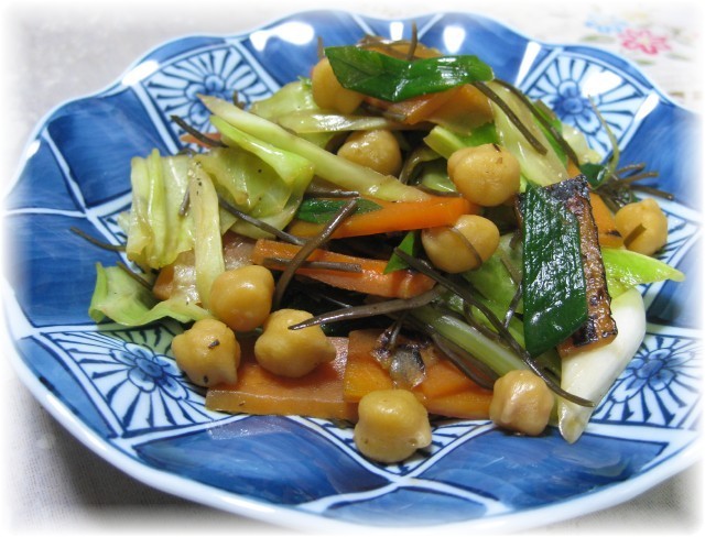 ひよこ豆と野菜の炒めものの画像