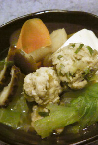 鶏団子と野菜鍋