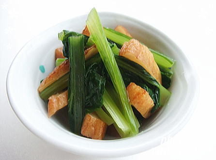 小松菜と平天の煮物の画像
