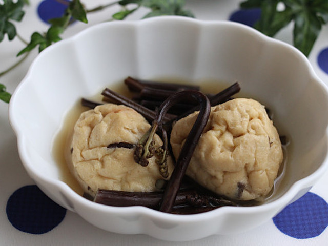 簡単 わらびとがんもどきの煮物 レシピ 作り方 By 子供と作るウチご飯 クックパッド 簡単おいしいみんなのレシピが360万品