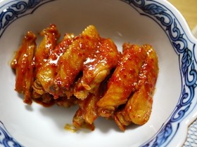 お鍋ひとつ!プルプル食感☆手羽のピリ辛煮