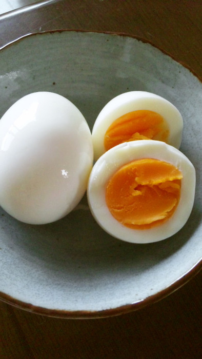 簡単でエコな茹で卵の作り方の写真