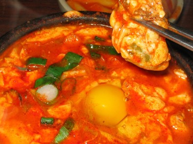 スンドゥブ風☆豆腐と牡蠣のスープの写真