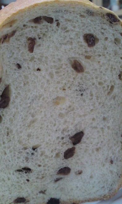 HB レーズンミルクふわふわ食パンの写真