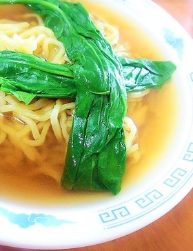超簡単!手作りスープの醤油ラーメン♪