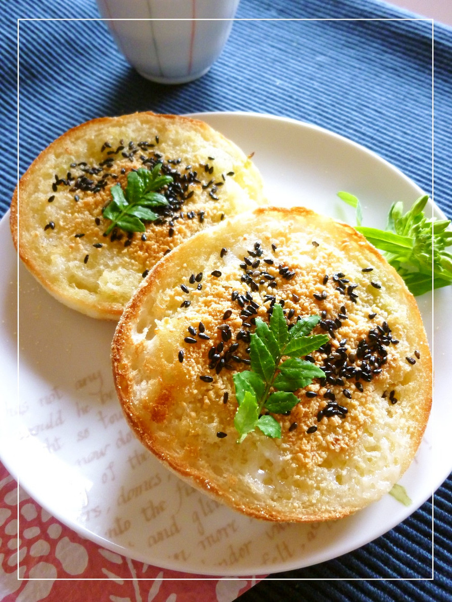 山椒風味　塩麹×粉チーズ×ゴマのトーストの画像