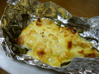 ワラビのマヨチーズ焼きの写真