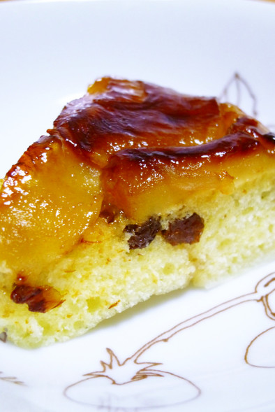 フライパンdeアップルレーズン塩麹ケーキの写真