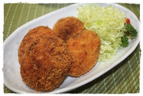 お惣菜屋さん☆肉じゃがコロッケ☆