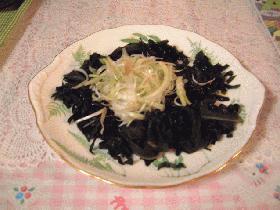 わかめとねぎの中華風簡単サラダ