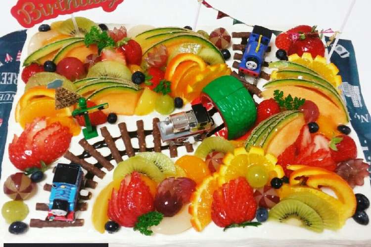 クリスマス 節約簡単トーマスキャラケーキ レシピ 作り方 By りこks クックパッド