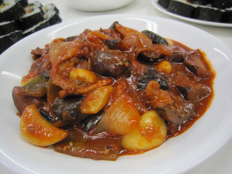 家庭で韓国料理：デジゴチュジャンポックムの画像