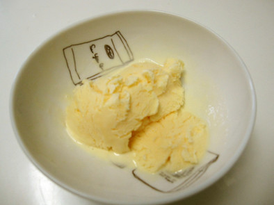 超簡単　バニラアイスクリームの写真