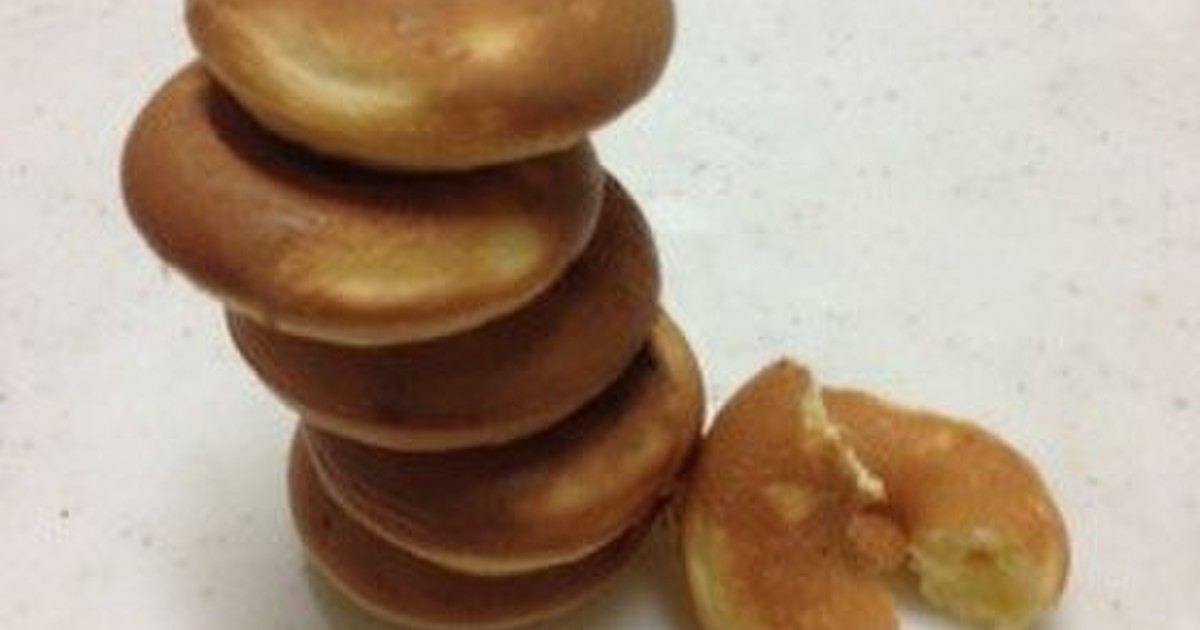 ドーナツメーカーで基本の焼きドーナツ レシピ 作り方 By ダックスちょこちゃん クックパッド 簡単おいしいみんなのレシピが352万品