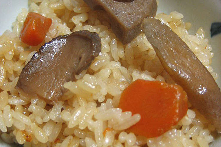 土鍋でも 筑前煮をリメイク 炊き込みご飯 レシピ 作り方 By Maepee クックパッド 簡単おいしいみんなのレシピが352万品
