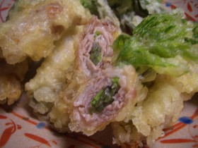 コシアブラの豚バラ肉巻天ぷら