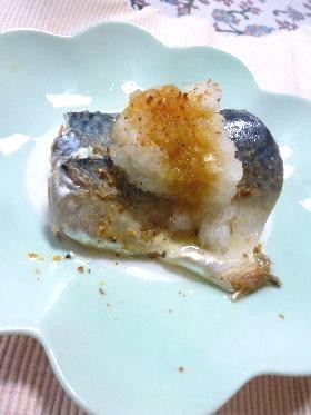 生鯖の七味焼き　おろし醤油添えの画像