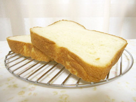 ノンオイルご飯入りふわふわパン(HB)