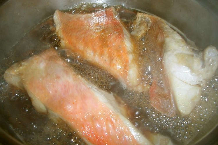 魚の煮付け 金目鯛 カレイ 酒不要 レシピ 作り方 By ヘップ Ban番 クックパッド 簡単おいしいみんなのレシピが361万品