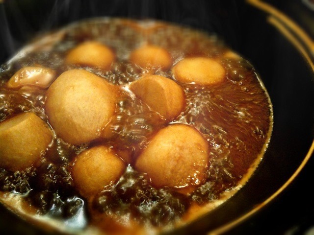 ラーメンの煮玉子風！里芋の煮っころがしの画像