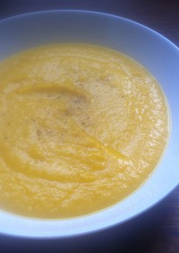 人参とオレンジの冷製スープ