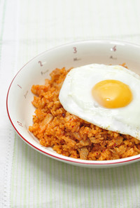 韓国料理キムチチャーハン：ギンチボクムバ