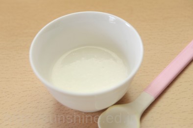 【離乳食 初期】すりつぶし粥の写真