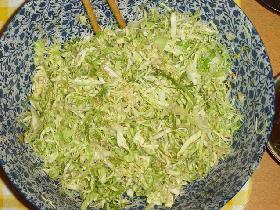大蒜風味のサラダの画像