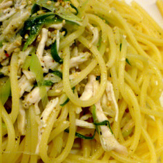 鶏胸でネギ塩パスタ 鶏胸でネギ塩パスタ