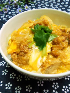 鶏から親子丼☆残ったから揚げのリメイクに