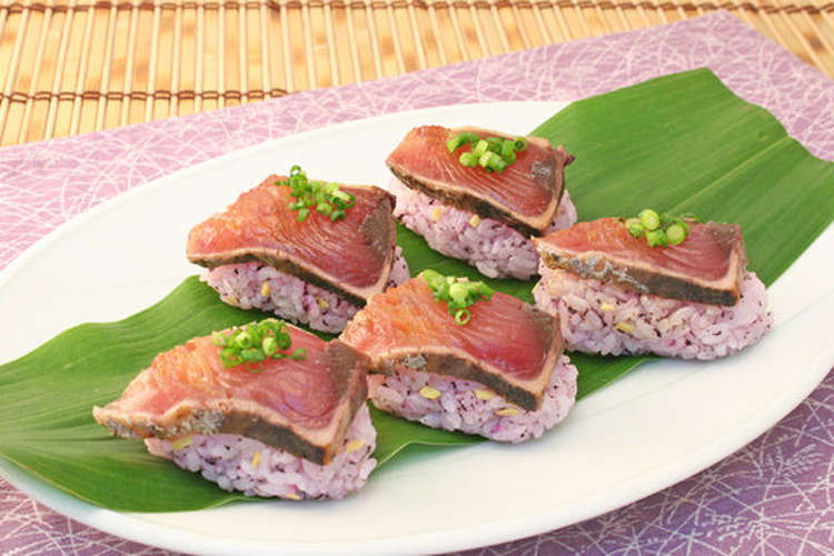鰹の握り寿司 赤しそ風味 レシピ 作り方 By 三島食品 クックパッド 簡単おいしいみんなのレシピが371万品