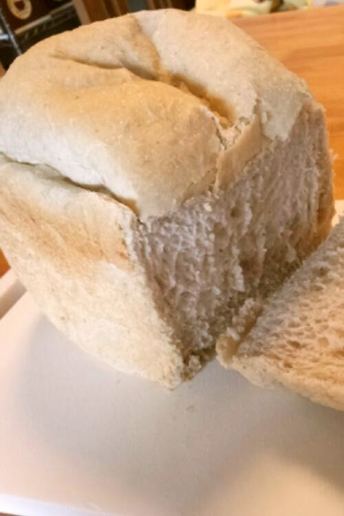 HBで簡単イチゴ味の食パンの画像
