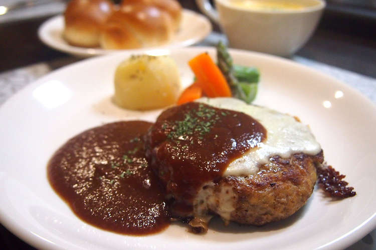 高野豆腐入りハンバーグ レシピ 作り方 By マルヤ香織 クックパッド 簡単おいしいみんなのレシピが360万品