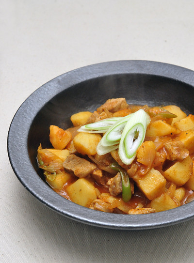 韓国料理ーコチュジャン　チゲの画像