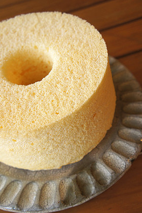 お手軽♪杏仁シフォンケーキ
