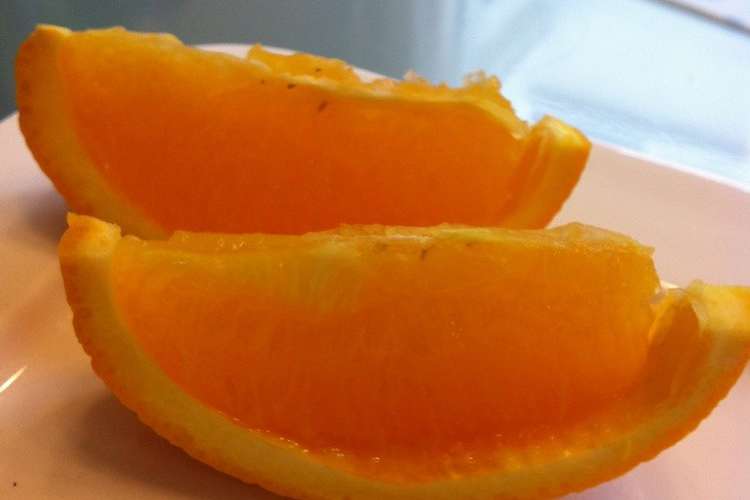 方 オレンジ 剥き オレンジの皮の簡単なむき方と切り方。テレビで話題、3回切るだけ。