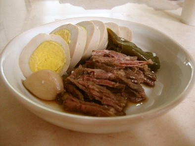 韓国の家庭料理　牛肉の醤油煮の写真