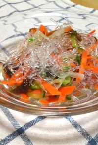 プチプチ海藻麺♪もずくのサラダ