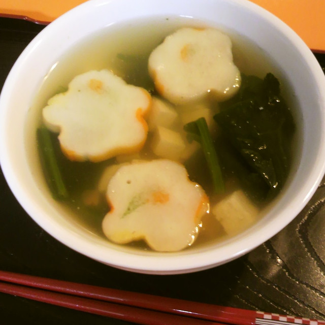 １人分量 顆粒だしで作る基本のお吸い物 レシピ 作り方 By さやあ クックパッド 簡単おいしいみんなのレシピが371万品