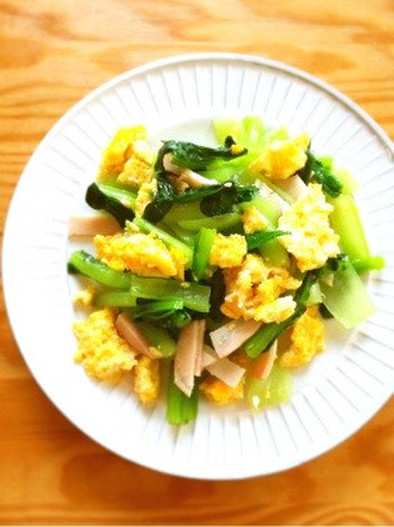 小松菜といり卵のオリーブオイル和えの写真