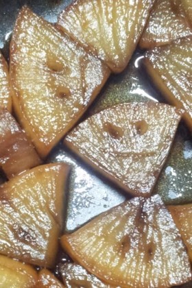 ニコニコ顔の大根煮物〜古い大根救済〜