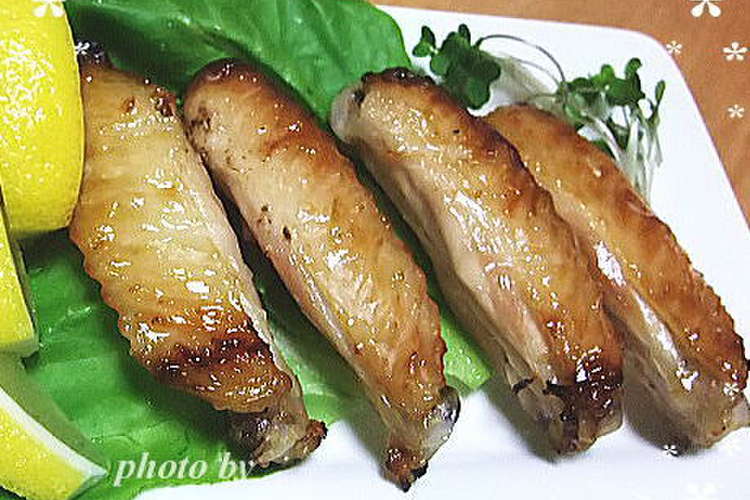鶏手羽中の塩麹おろしニンニク焼き レシピ 作り方 By ゆみぃマム クックパッド 簡単おいしいみんなのレシピが352万品