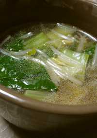 もやしと青梗菜の中華スープ