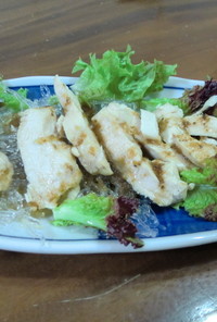 塩鶏とプチプチ海藻麺の和風サラダ
