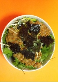 ネバネバ☆さっぱり⁈ 納豆水菜サラダ
