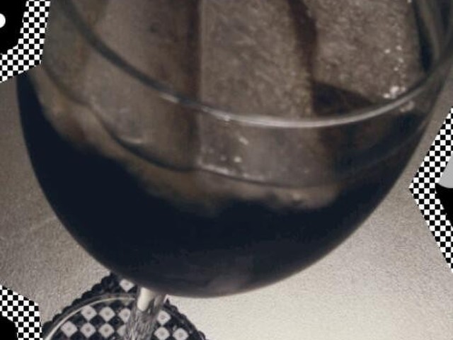 ワイン コーラのカクテル お酒が苦手でも レシピ 作り方 By Tomaman クックパッド 簡単おいしいみんなのレシピが354万品